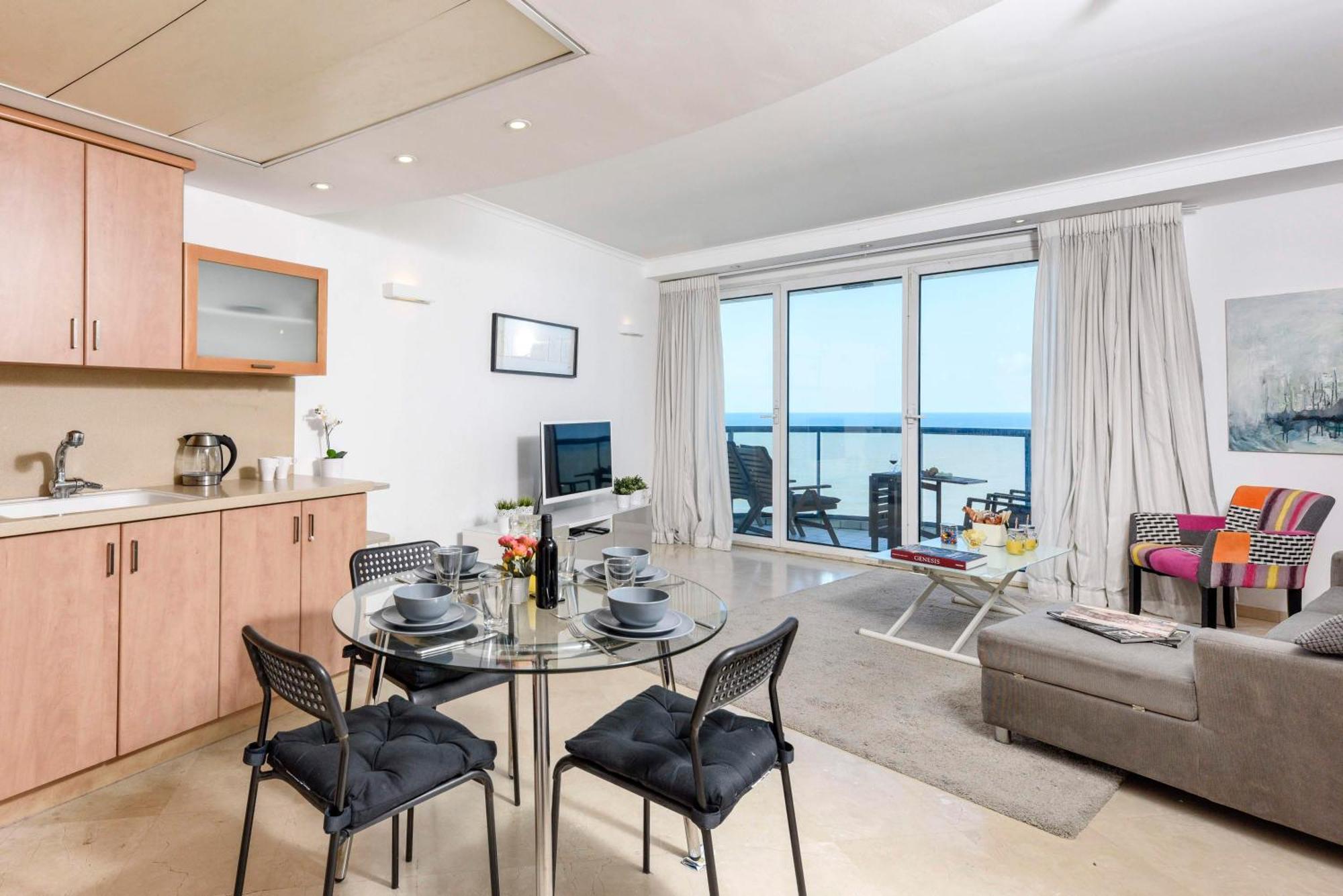 Superb Beachfront Apartments With Shelter By Sea N' Rent Tel Aviv Ngoại thất bức ảnh