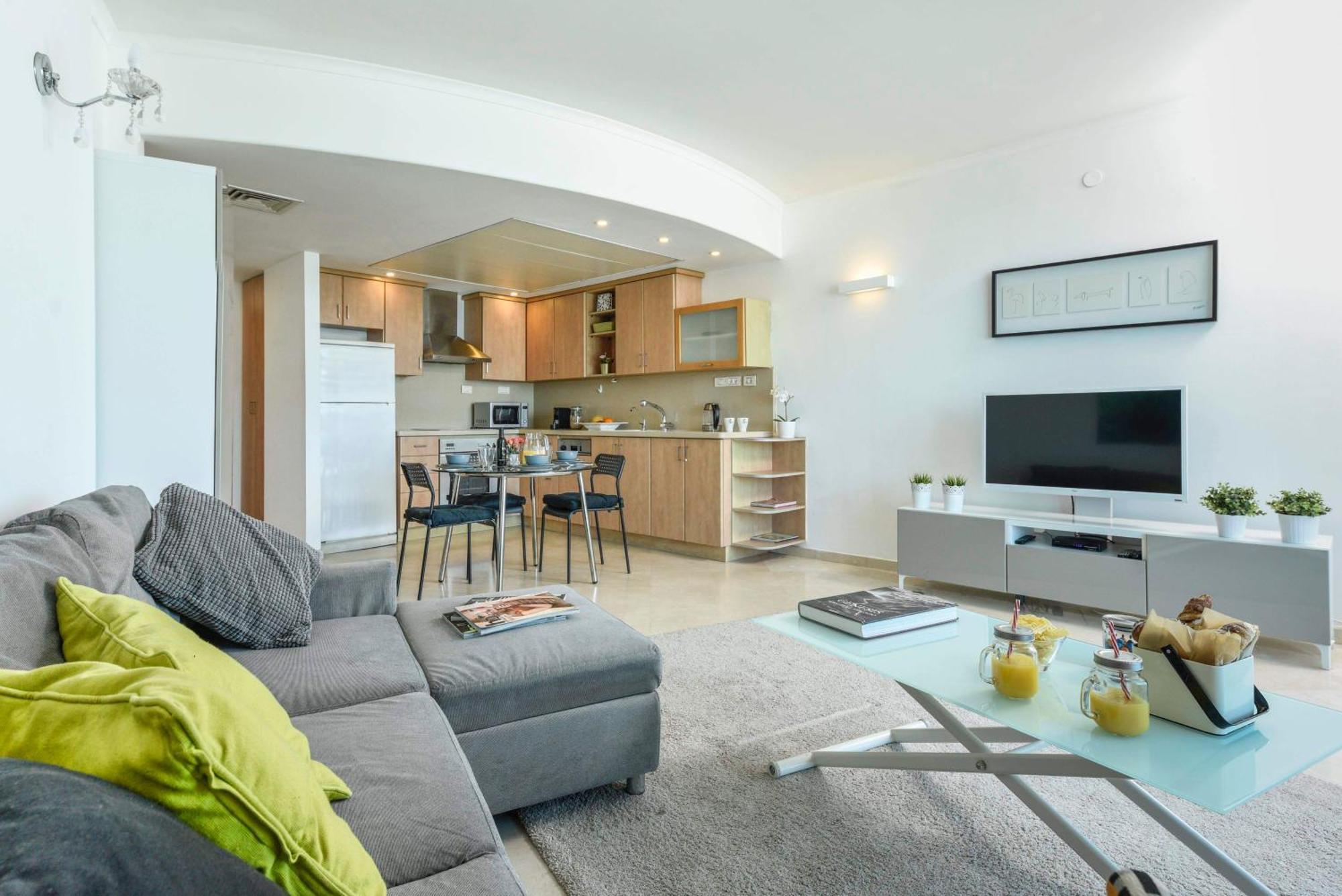 Superb Beachfront Apartments With Shelter By Sea N' Rent Tel Aviv Ngoại thất bức ảnh