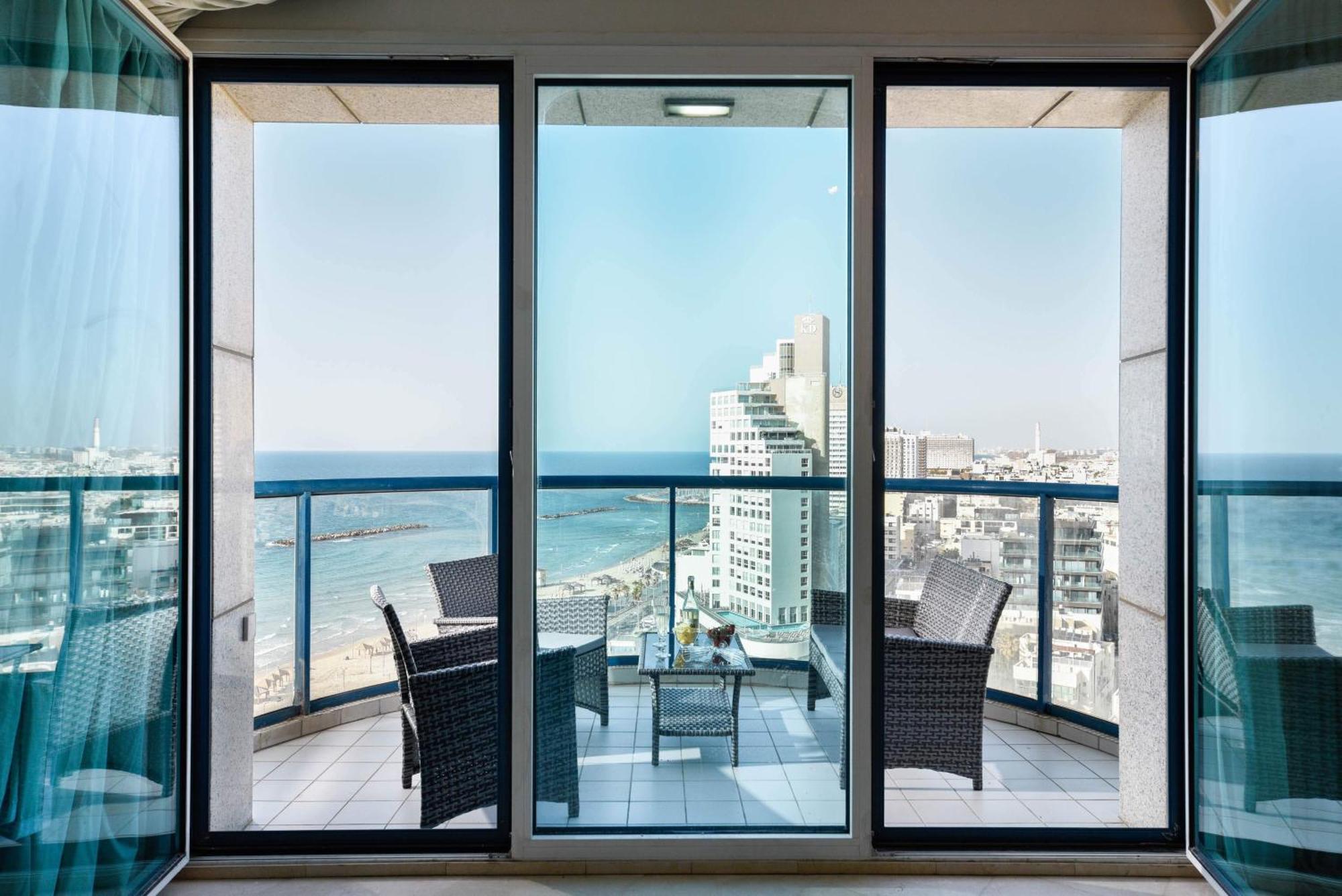 Superb Beachfront Apartments With Shelter By Sea N' Rent Tel Aviv Ngoại thất bức ảnh