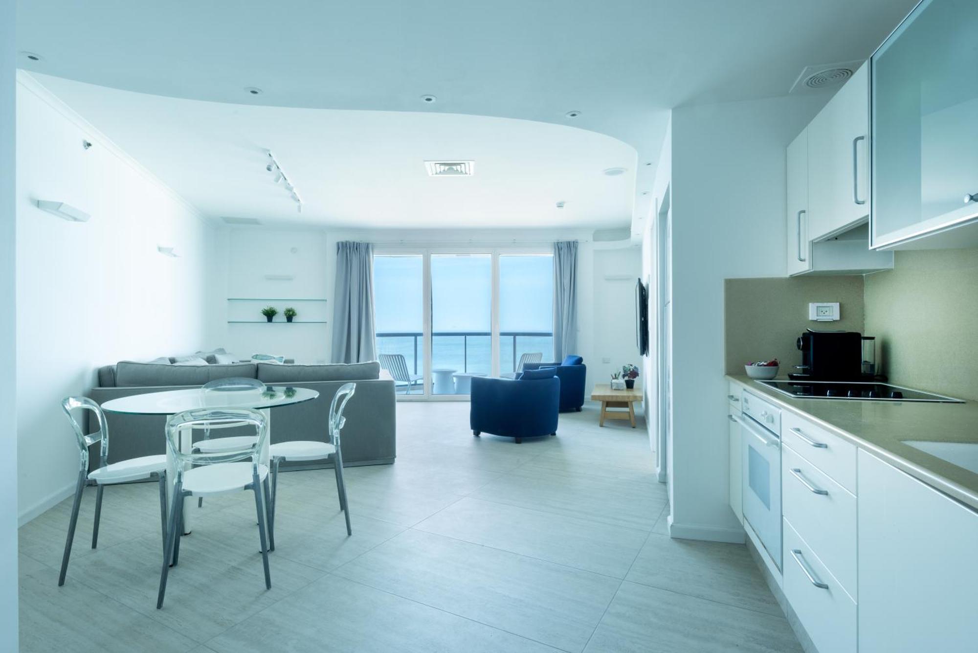 Superb Beachfront Apartments With Shelter By Sea N' Rent Tel Aviv Ngoại thất bức ảnh