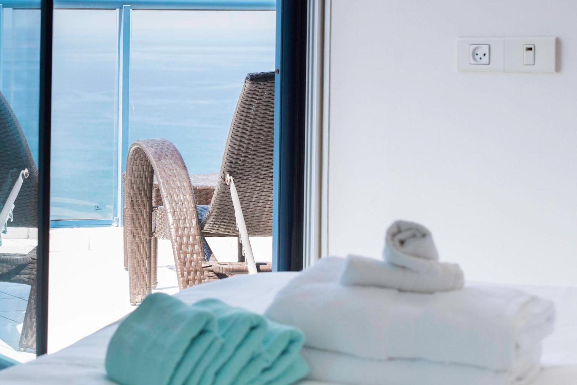 Superb Beachfront Apartments With Shelter By Sea N' Rent Tel Aviv Ngoại thất bức ảnh