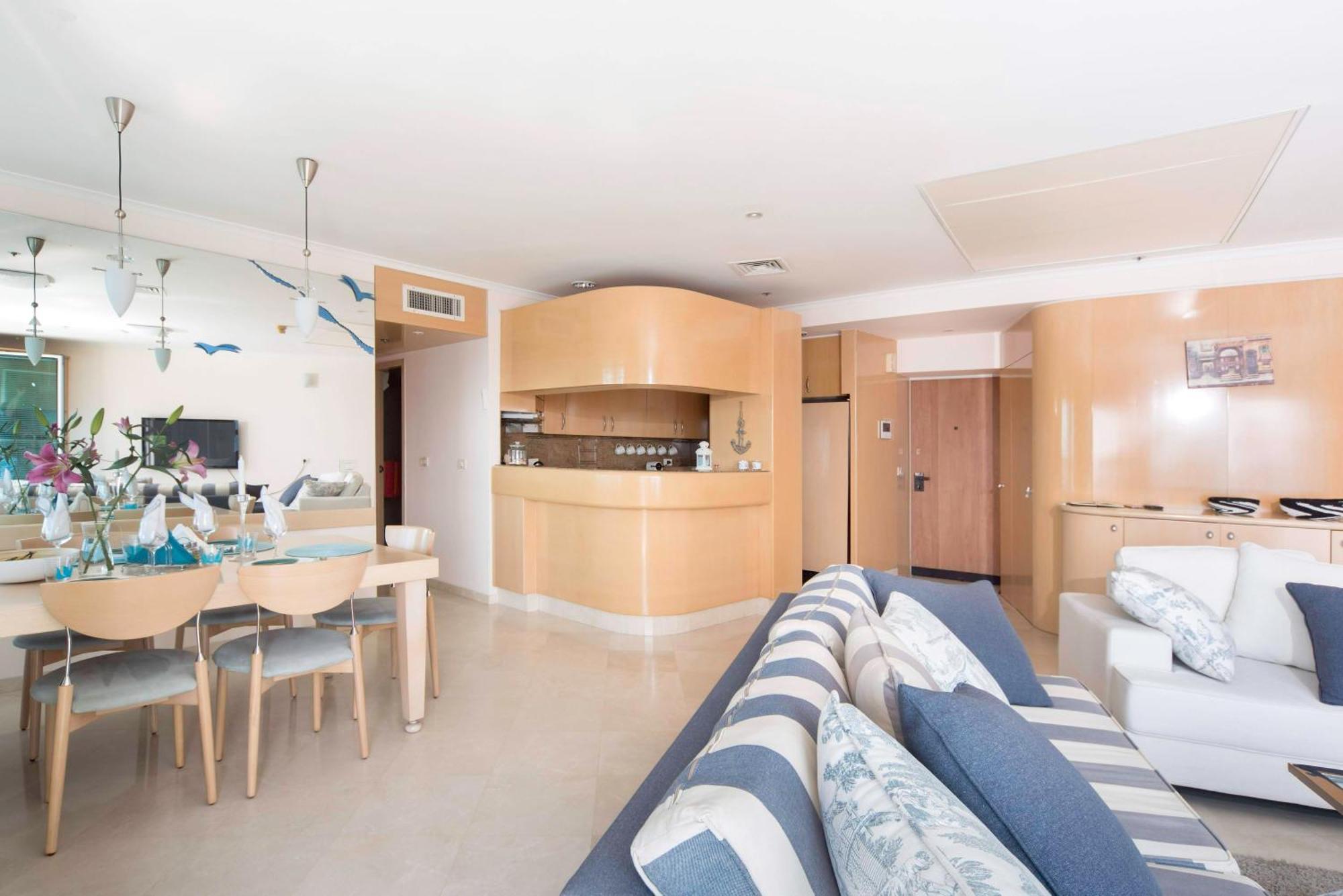 Superb Beachfront Apartments With Shelter By Sea N' Rent Tel Aviv Ngoại thất bức ảnh